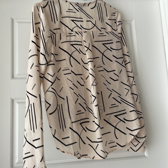 blouse size M - Picture 3 of 4